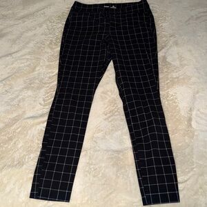 Old Navy Black and White Plaid Pixie Pants